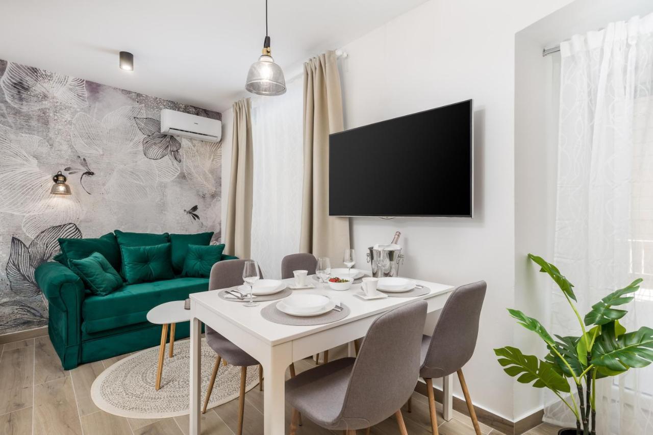 Srnec Apartments - Korzo Rijeka Exteriör bild