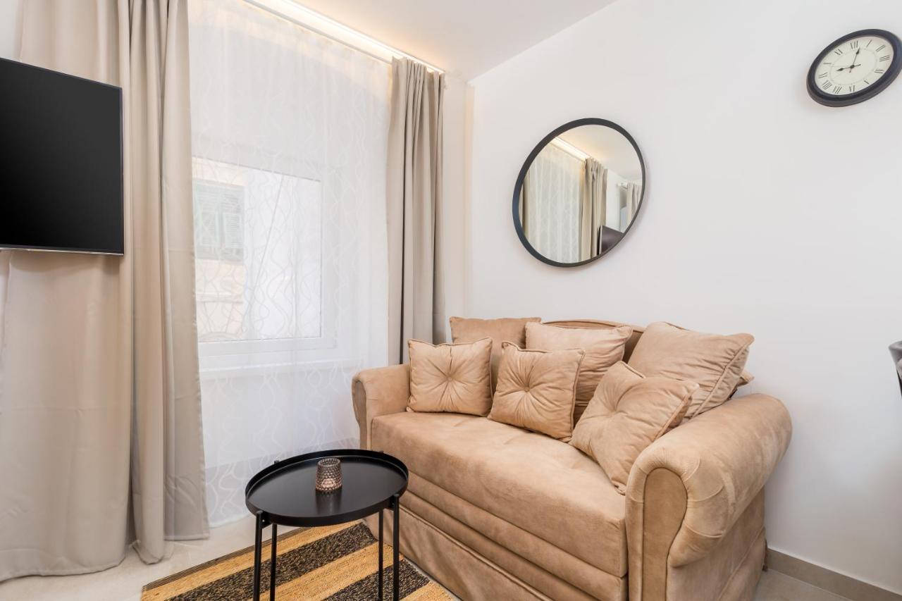 Srnec Apartments - Korzo Rijeka Exteriör bild